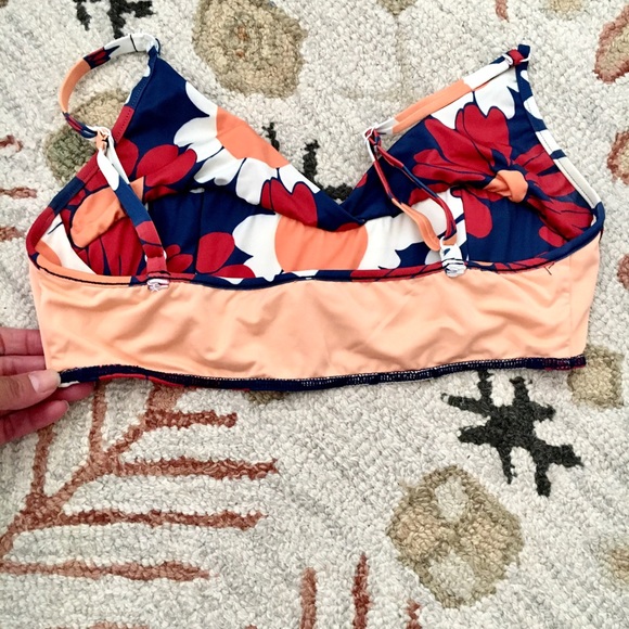 The Seea retro floral bikini size medium - Picture 5 of 11